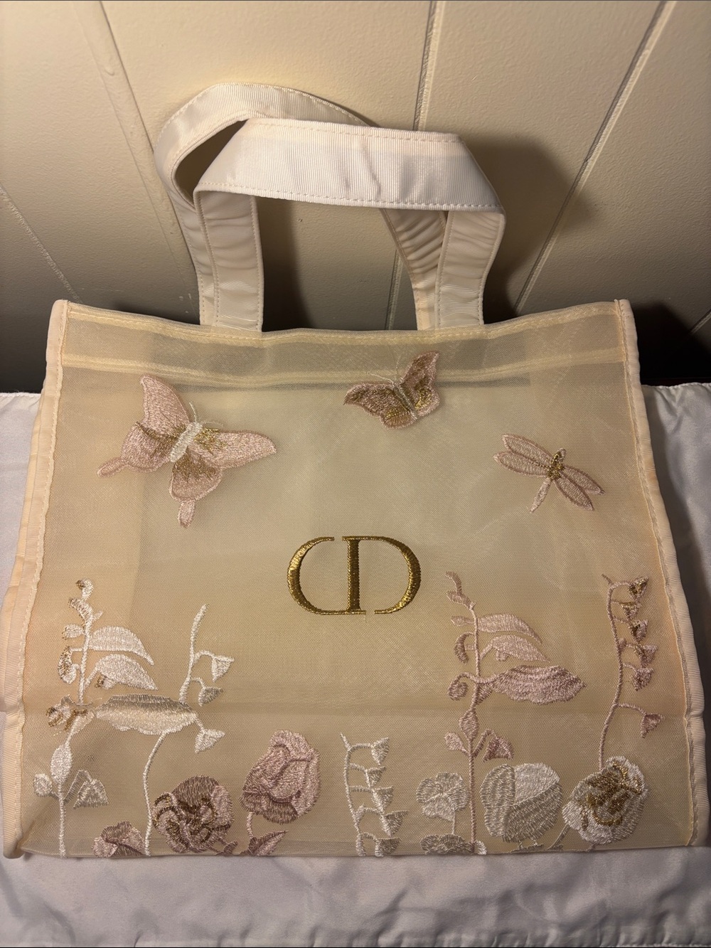 NWOT Authentic Dior Beauty Limited Edition Embroidered Butterfly Mesh Tote Bag